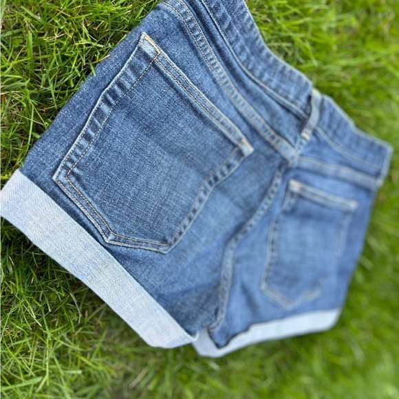 J. Crew Hipslung Jean shorts - Picture 6 of 6